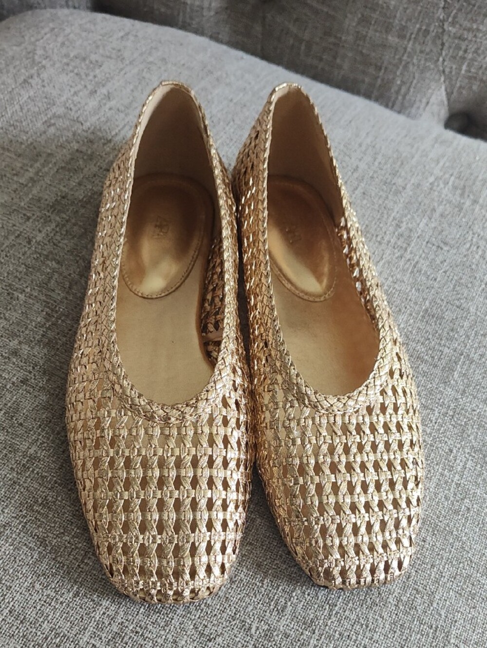 Zara Beautiful Woven Metallic Gold Ballet Flats With Cushion Insole